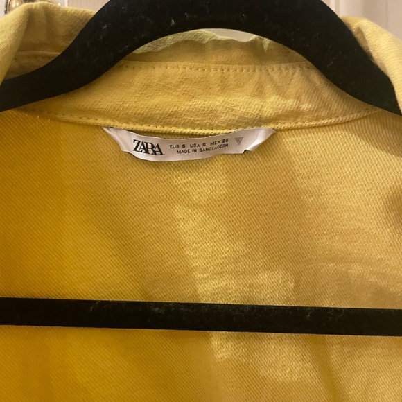 Yellow cropped Zara jean jacket - Picture 2 of 2